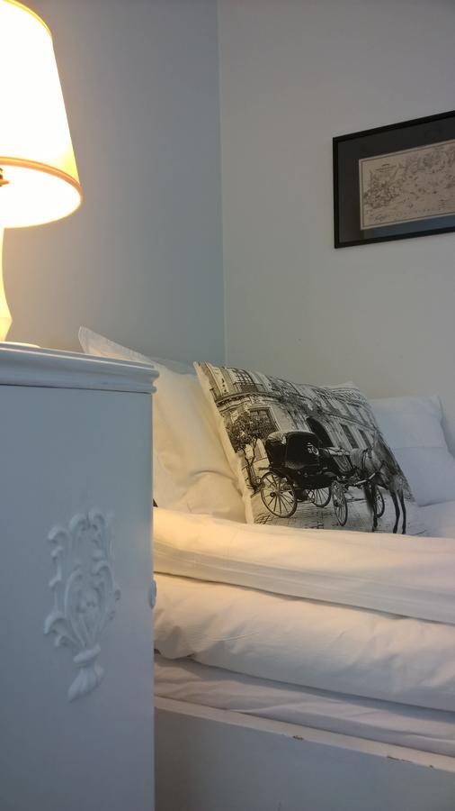 וואנטאה Villa Jokivarsi Bed & Breakfast מראה חיצוני תמונה